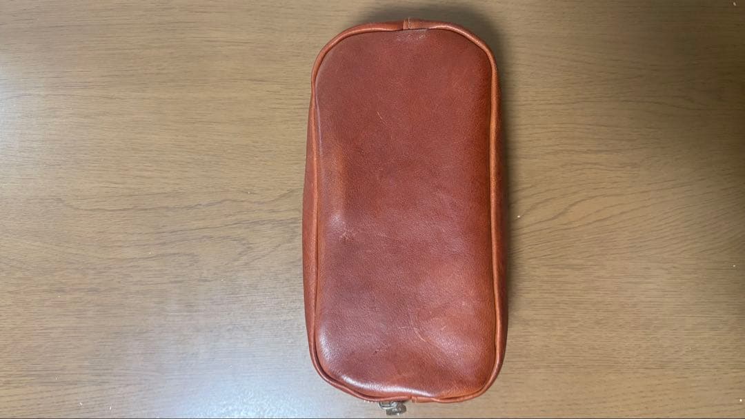 【ilbisonte】イルビゾンテ　日本未入荷　ポーチ