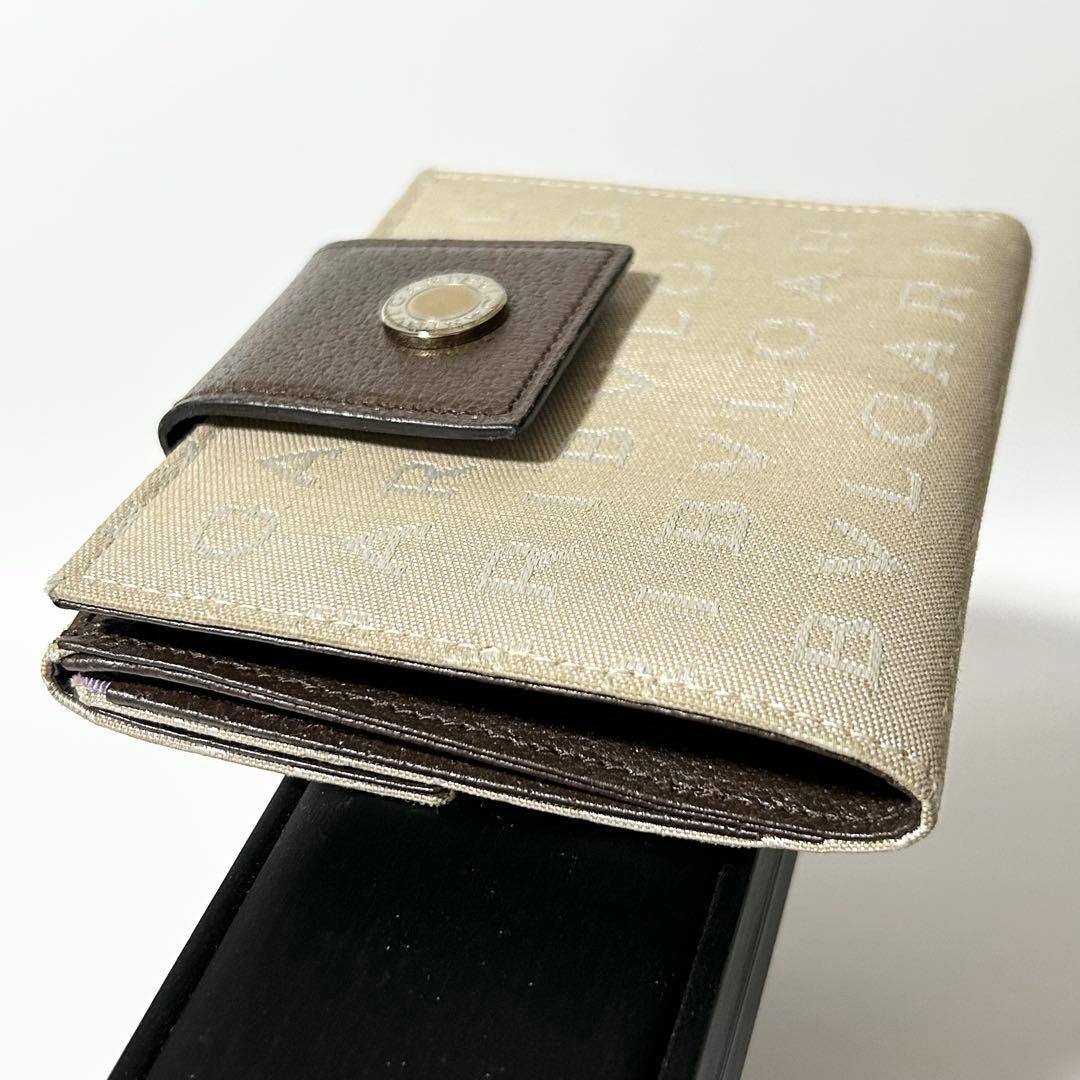 BVLGARI ブルガリ ロゴマイア 二つ折り 財布 レディース メンズ