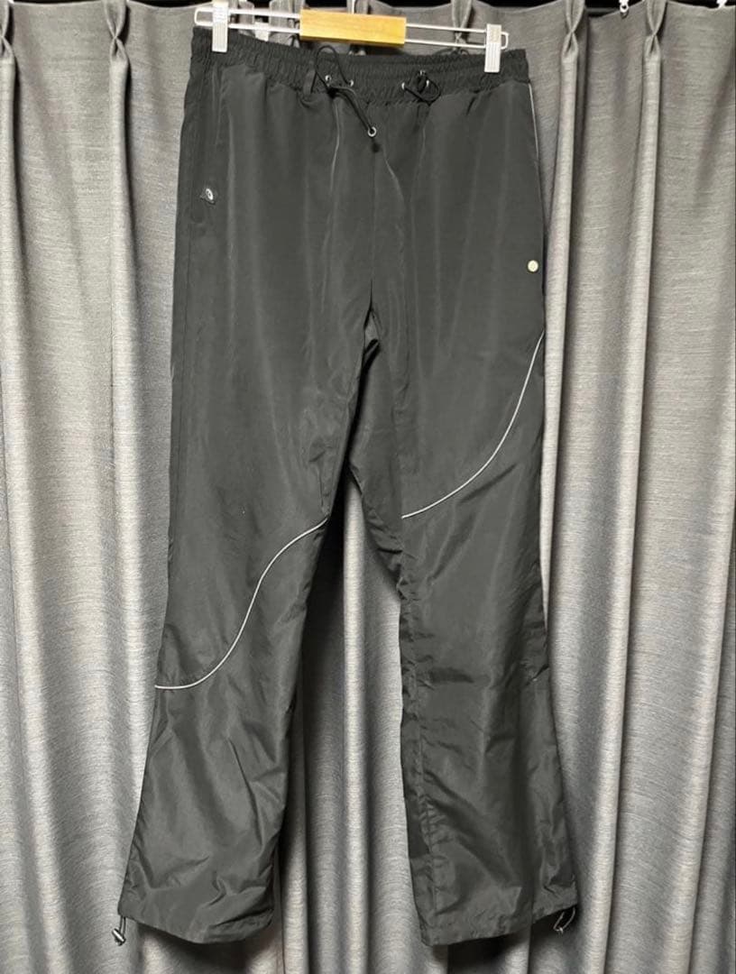 asics × NULABEL コラボ テックパンツ