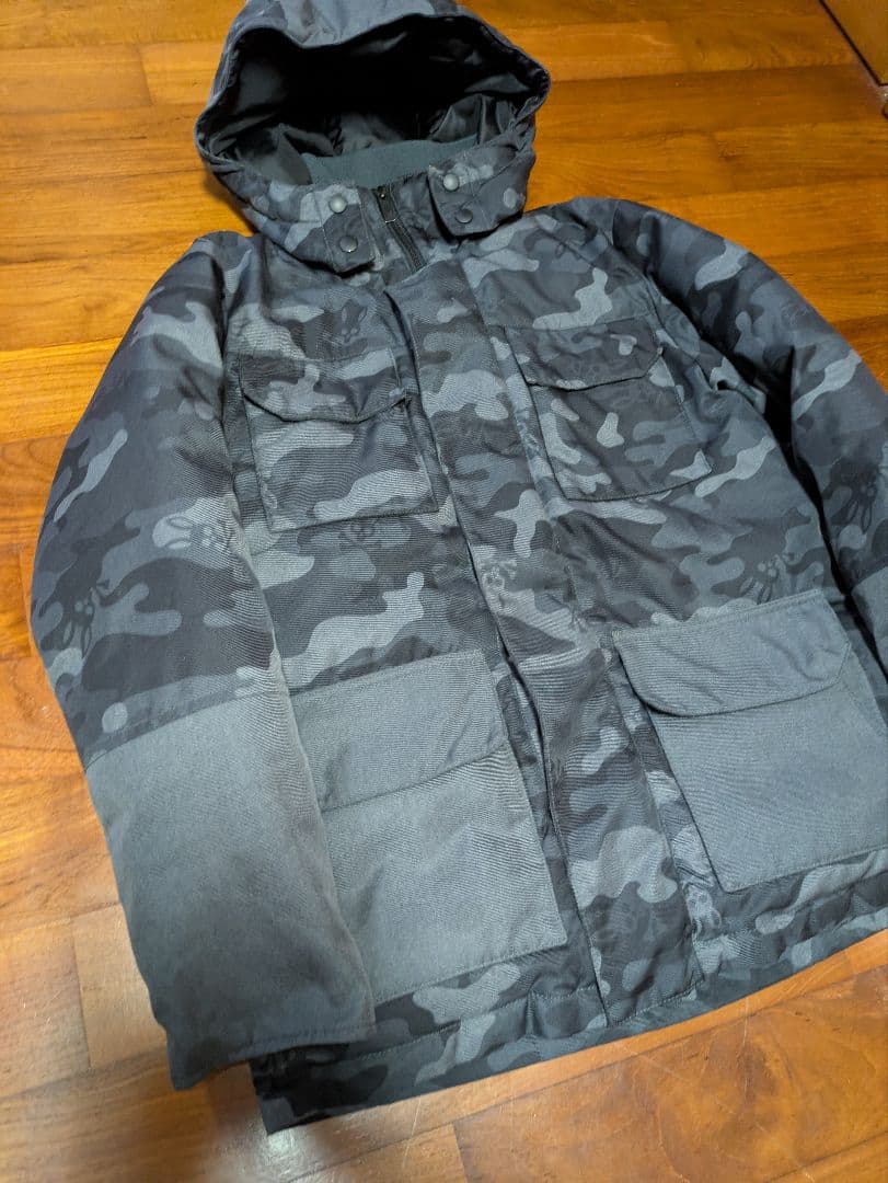 Psycho Bunny by ROBERT GODLEY　ダウンジャケット