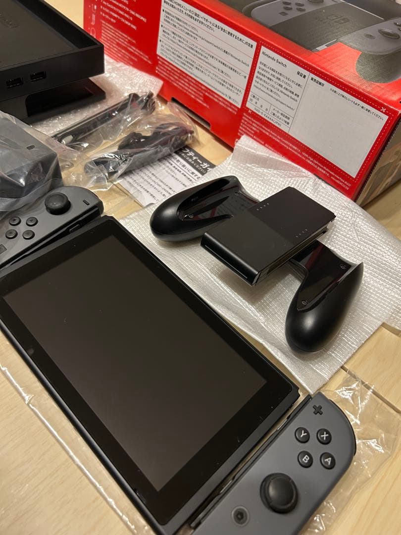 Nintendo Switch本体(バッテリー強化版・付属品付き・SD付き)