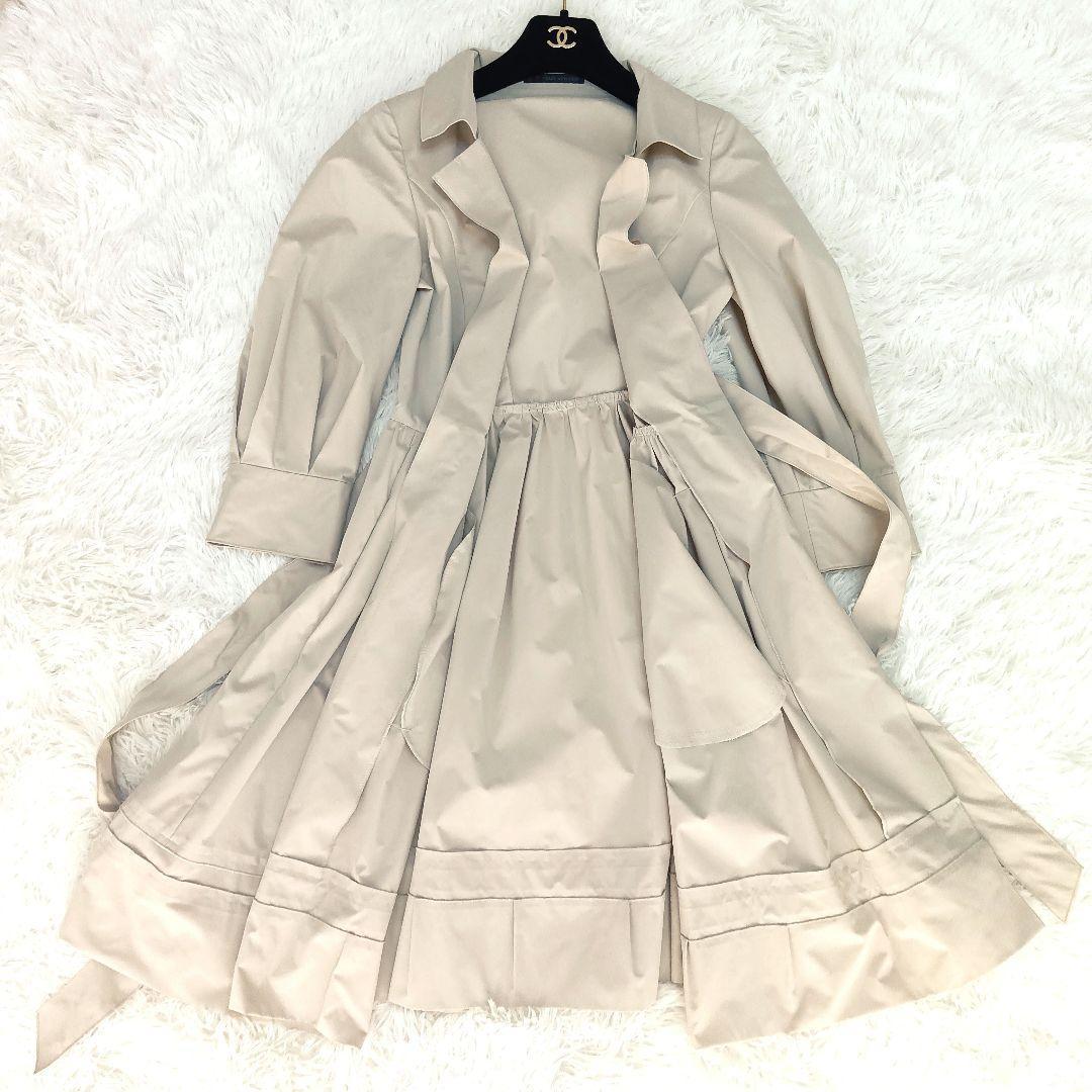 フォクシーニューヨーク スプリングコート ベージュ ベルト フレア