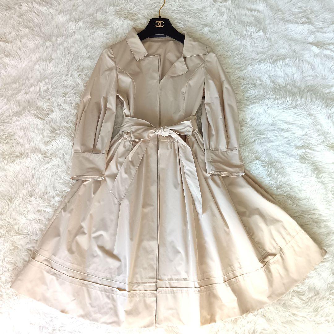 フォクシーニューヨーク スプリングコート ベージュ ベルト フレア