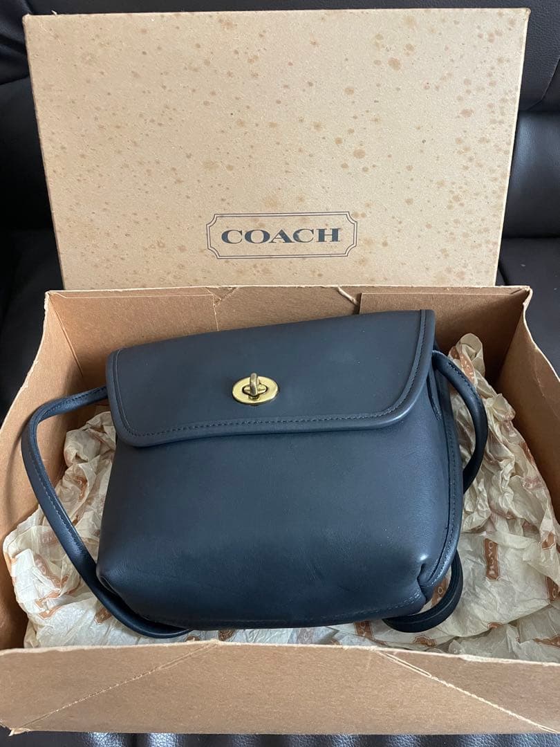 美品•希少　OLD COACH 黒 レザー ショルダーバッグ 箱付き