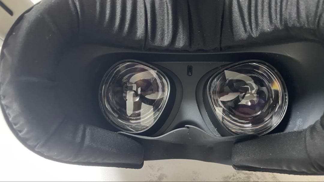 お*ん様  Quest 2 + Elite Strap (純正品) +