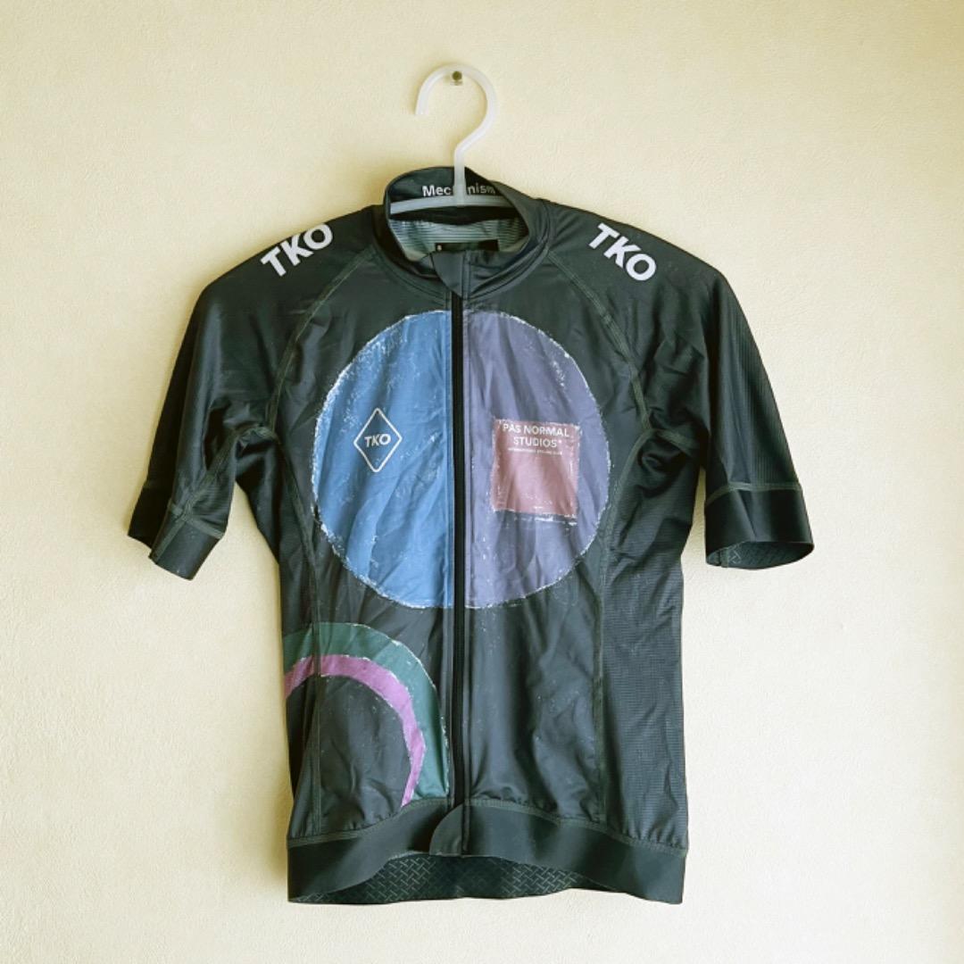 パスノーマルスタジオ Mechanism Jersey