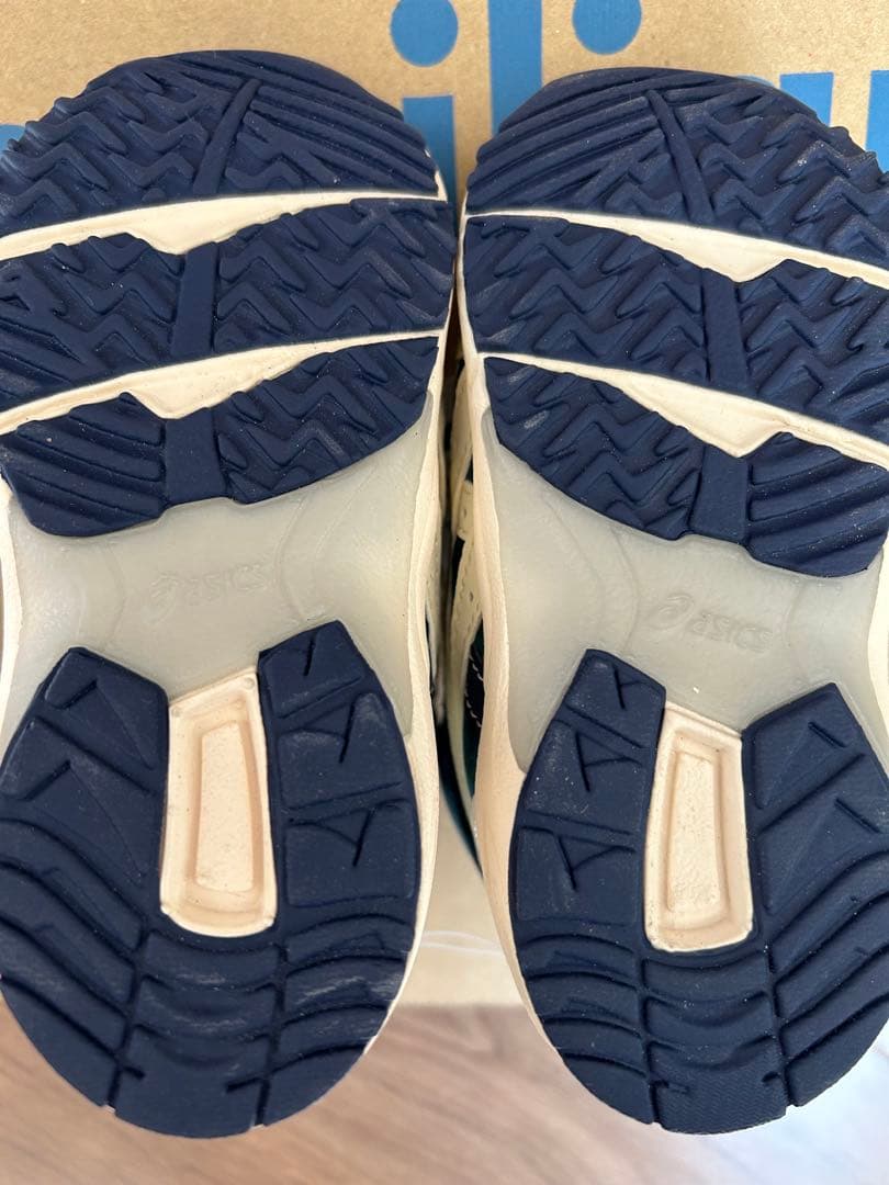 新品未使用　ファミリア　スニーカー　14.5