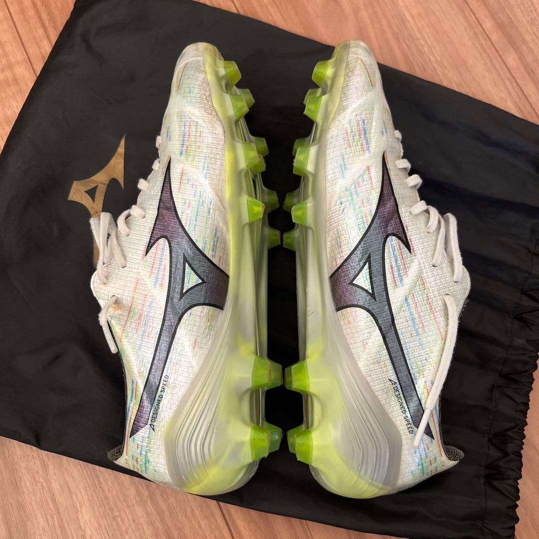 【美品】ミズノアルファMizuno サッカーシューズ 日本製 マルチカラー