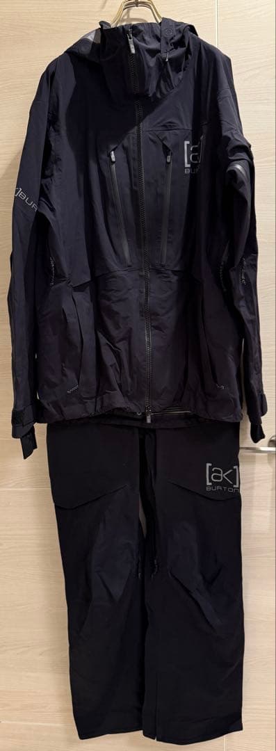 BURTON [ak] ホバー & フリーバード 上下GORE-TEX 黒