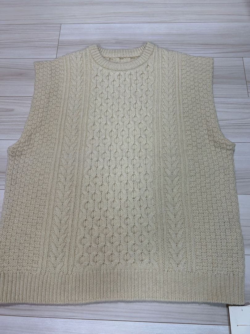 値下！ジャーナルスタンダードラックス アランアミ クルーネックベスト　アイボリー