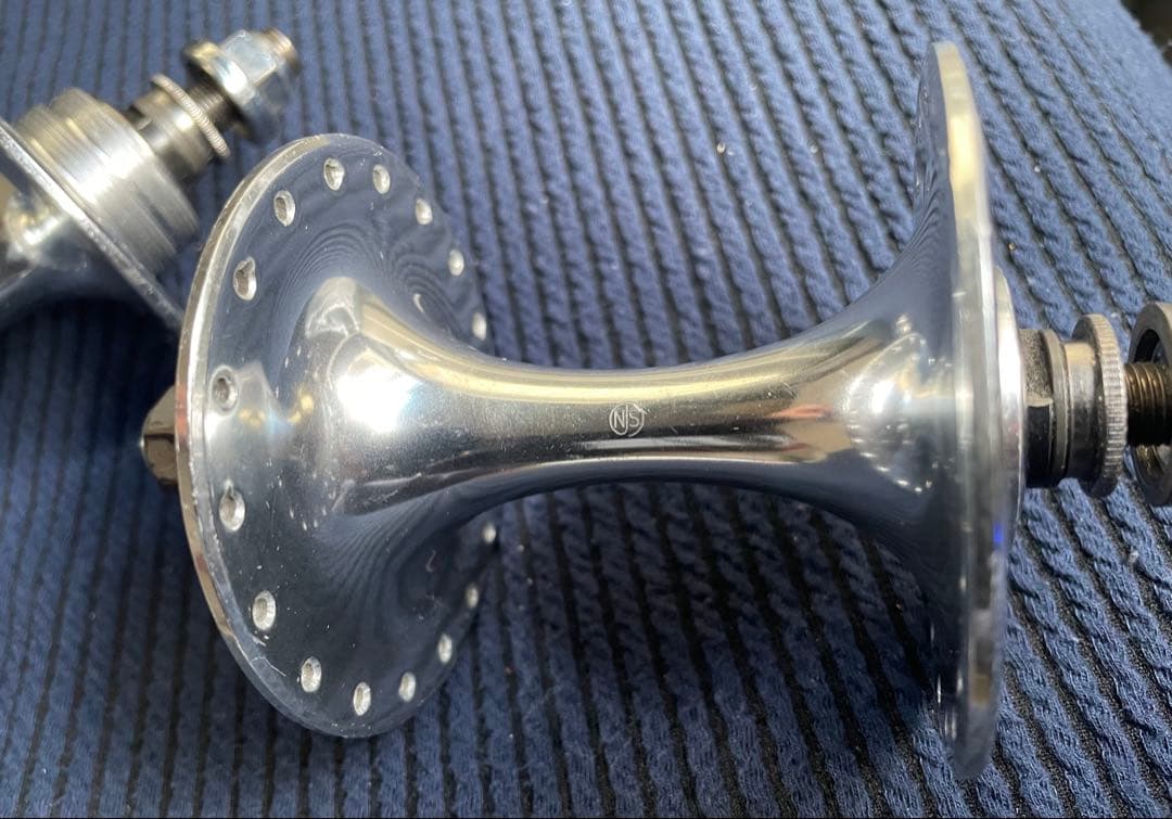 NJS YOSHIGAI GRANCOMPEPRO ハブ　競輪　ピスト