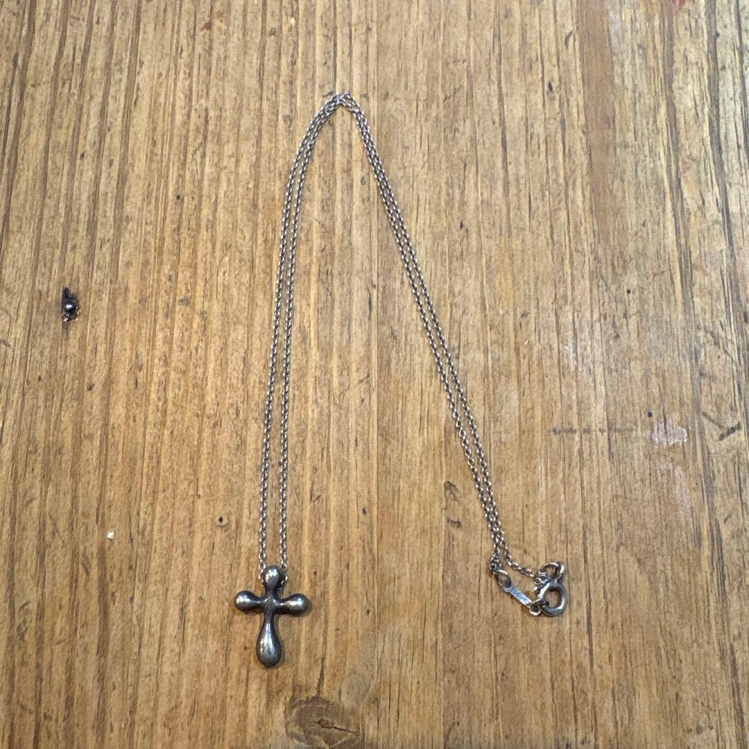 ティファニー　クロスネックレス