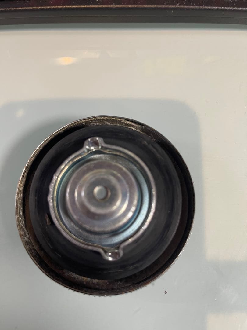 タンクキャップ メダリオン ハーレー　七宝焼き　スポーツスター