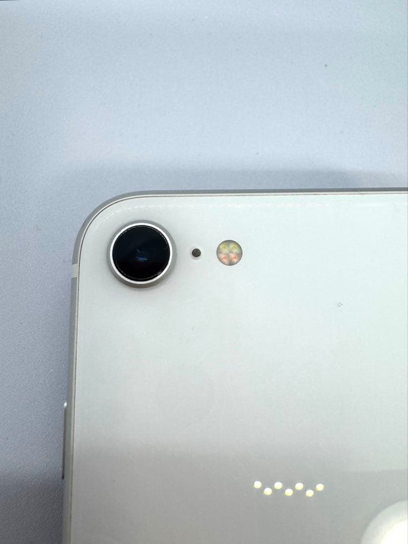 Apple iPhone SE (第2世代) ホワイト 128GB