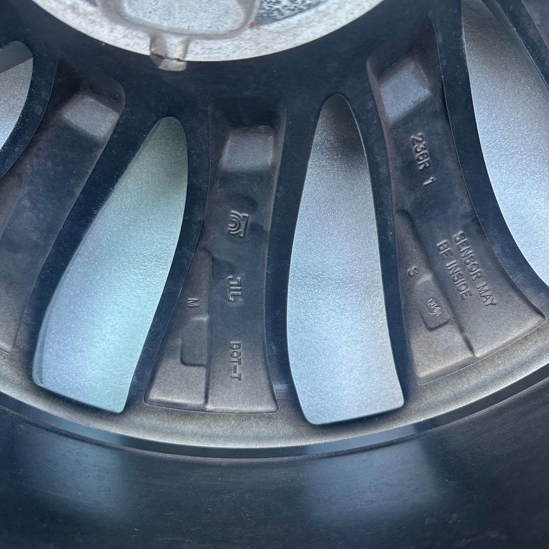 mongtti　テスラ純正 モデルY パフォーマンス ホイール リア 1本