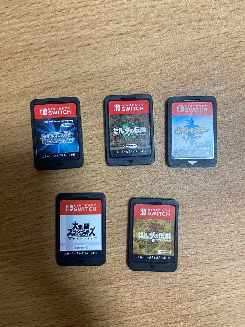 Nintendo Switch 本体 +ソフト5つ