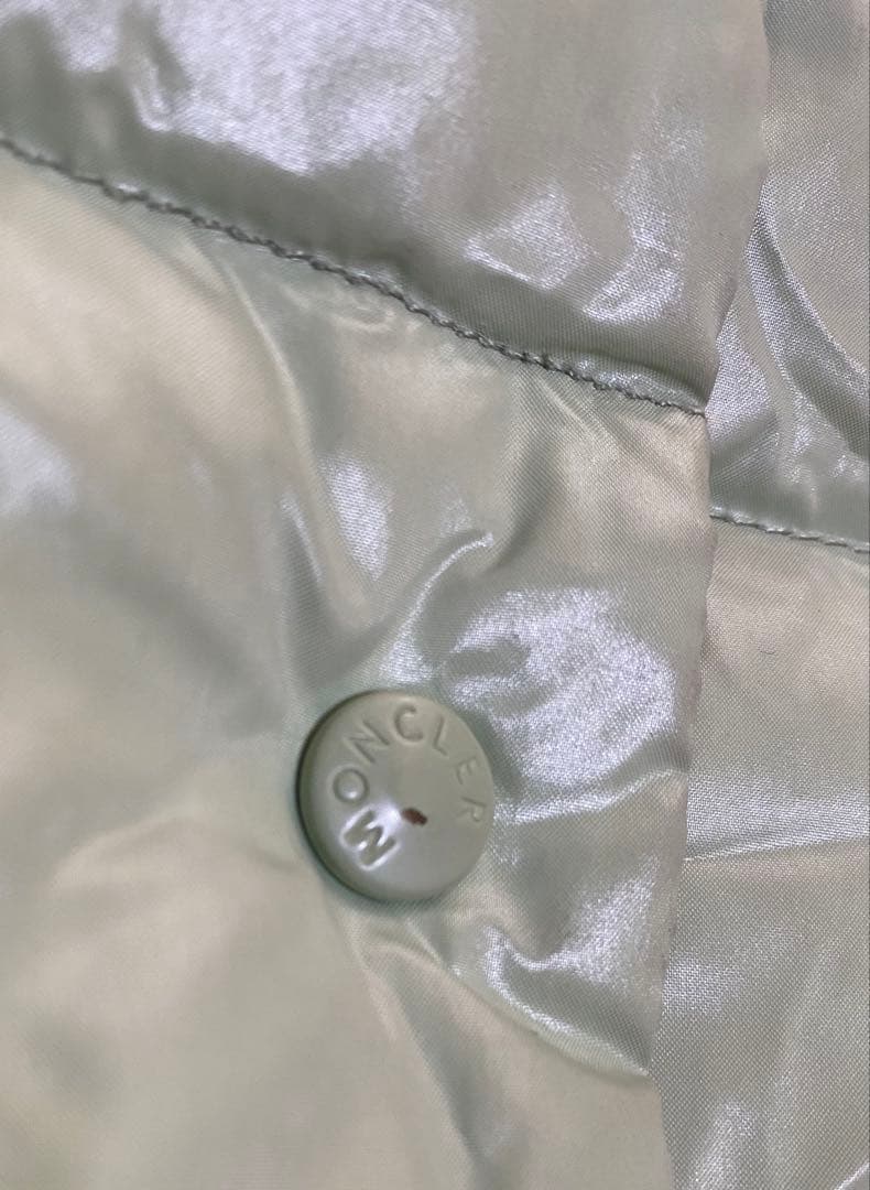 値下げ！MONCLER モンクレール 春色ミントグリーン ベスト