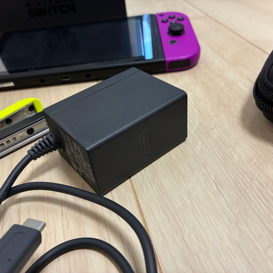 Nintendo Switch 本体　付属品あり