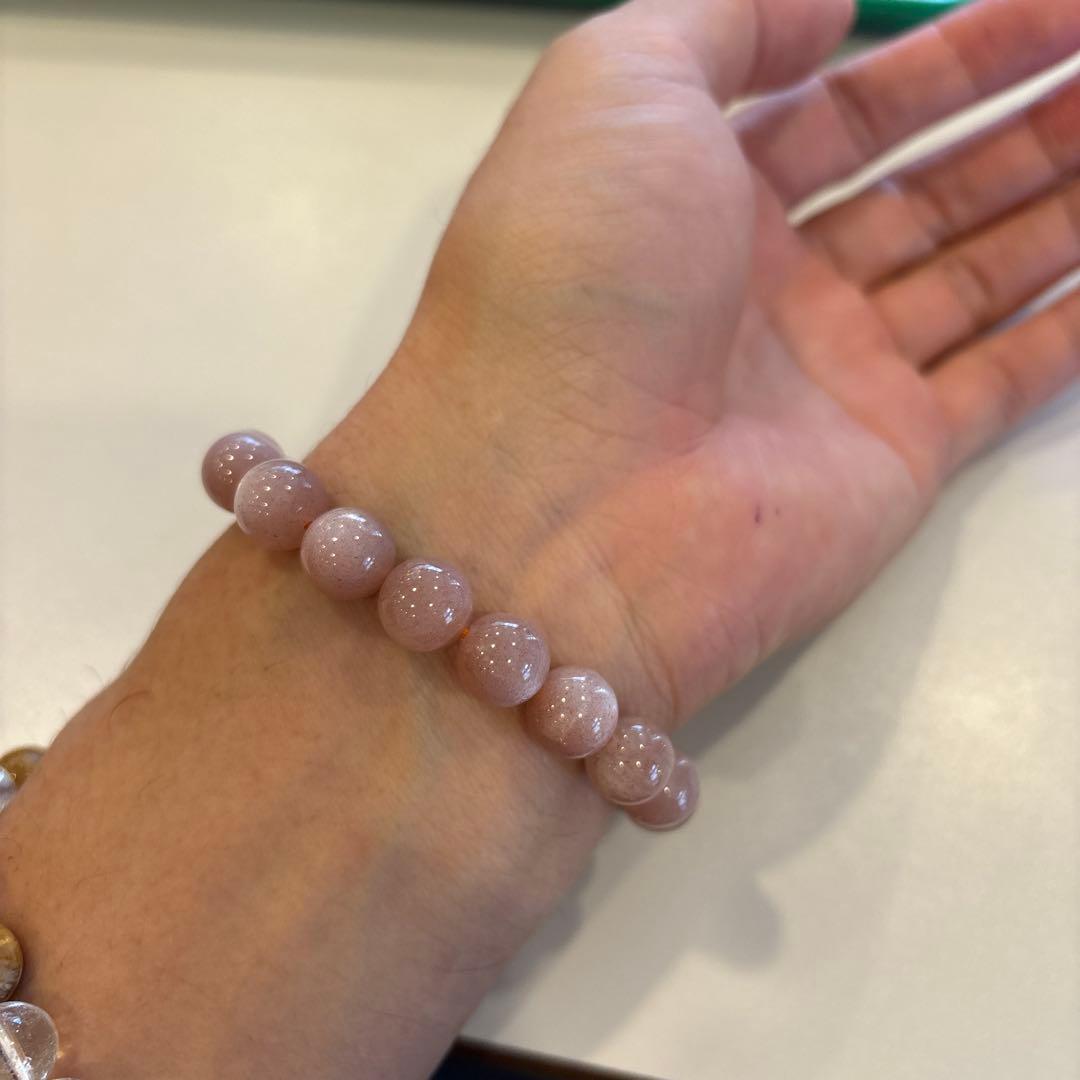 すっごい綺麗なオレンジムーンストーン！めちゃくちゃ綺麗！