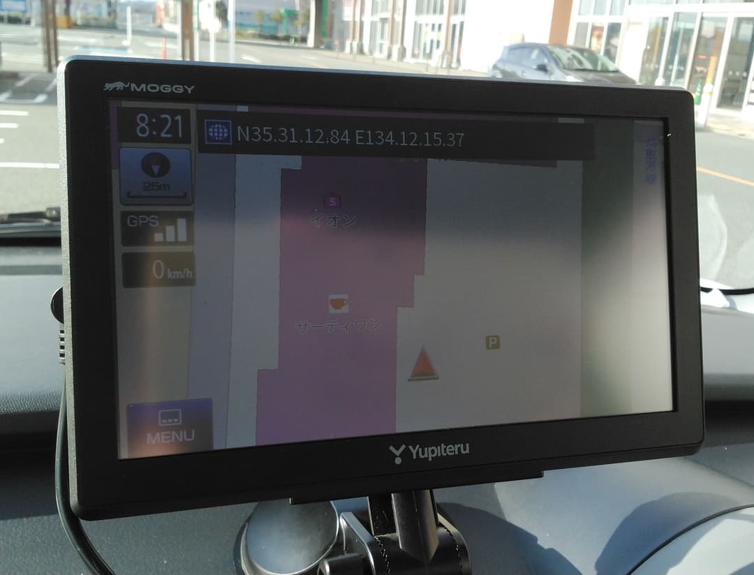 ユピテル　YPB-７３４（2018年地図）７インチナビ