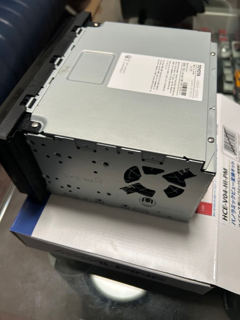 トヨタ純正ナビ(ハイエース200)