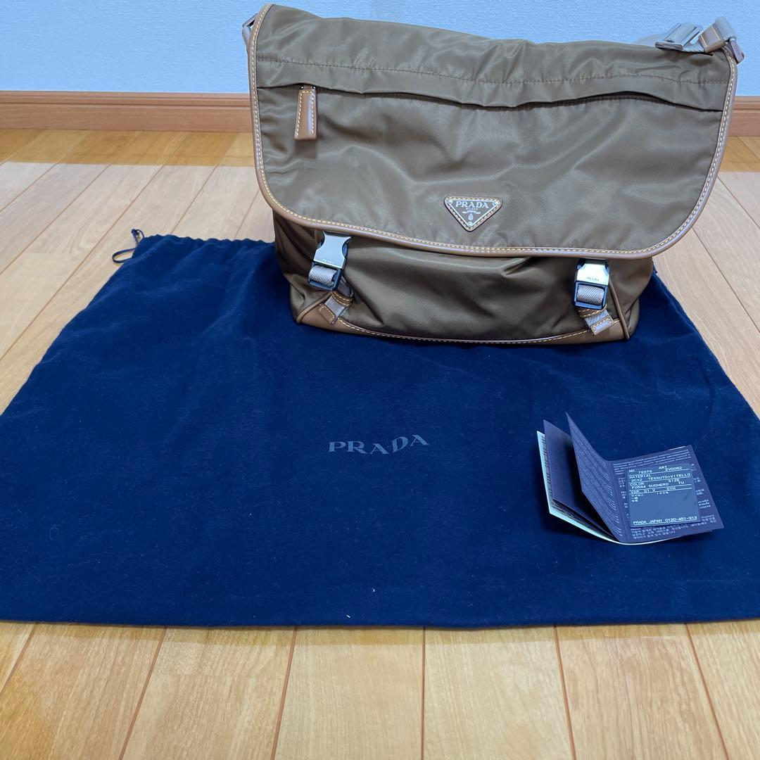 PRADA ラージRe-Nylon レザーショルダーバッグ