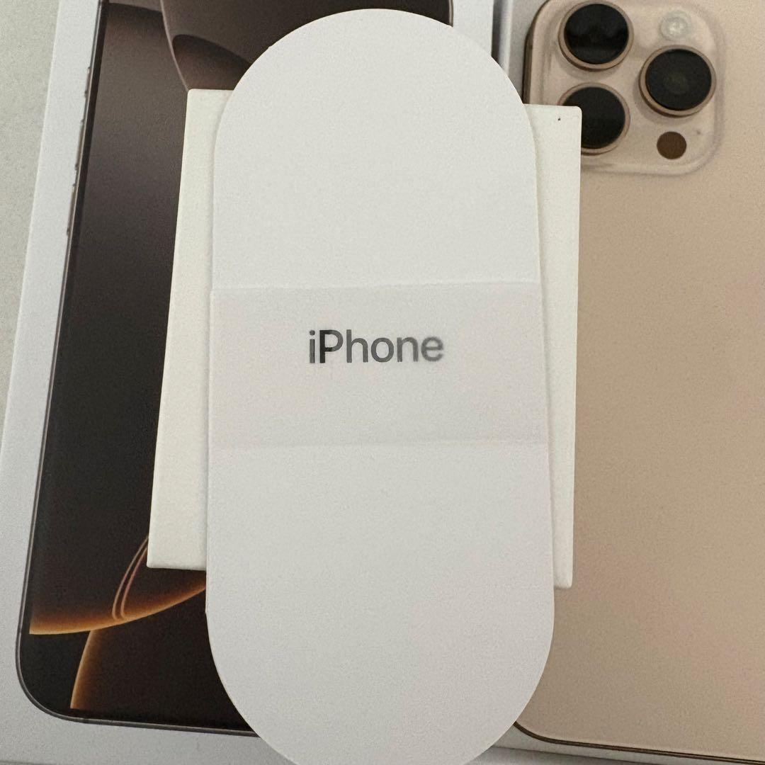 iPhone 16 ProMax256GB （米国版・SIMフリー）