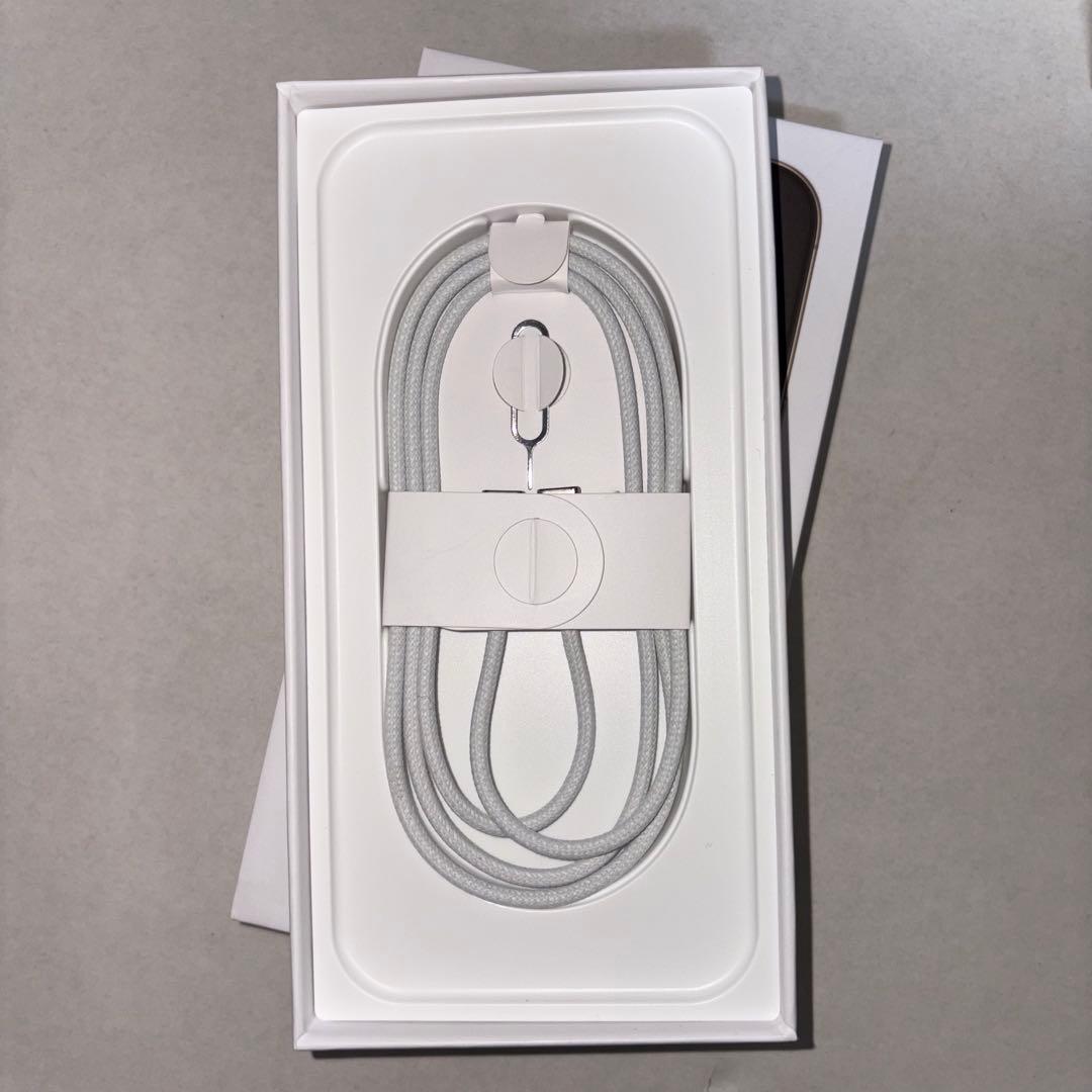 iPhone 16 ProMax256GB （米国版・SIMフリー）