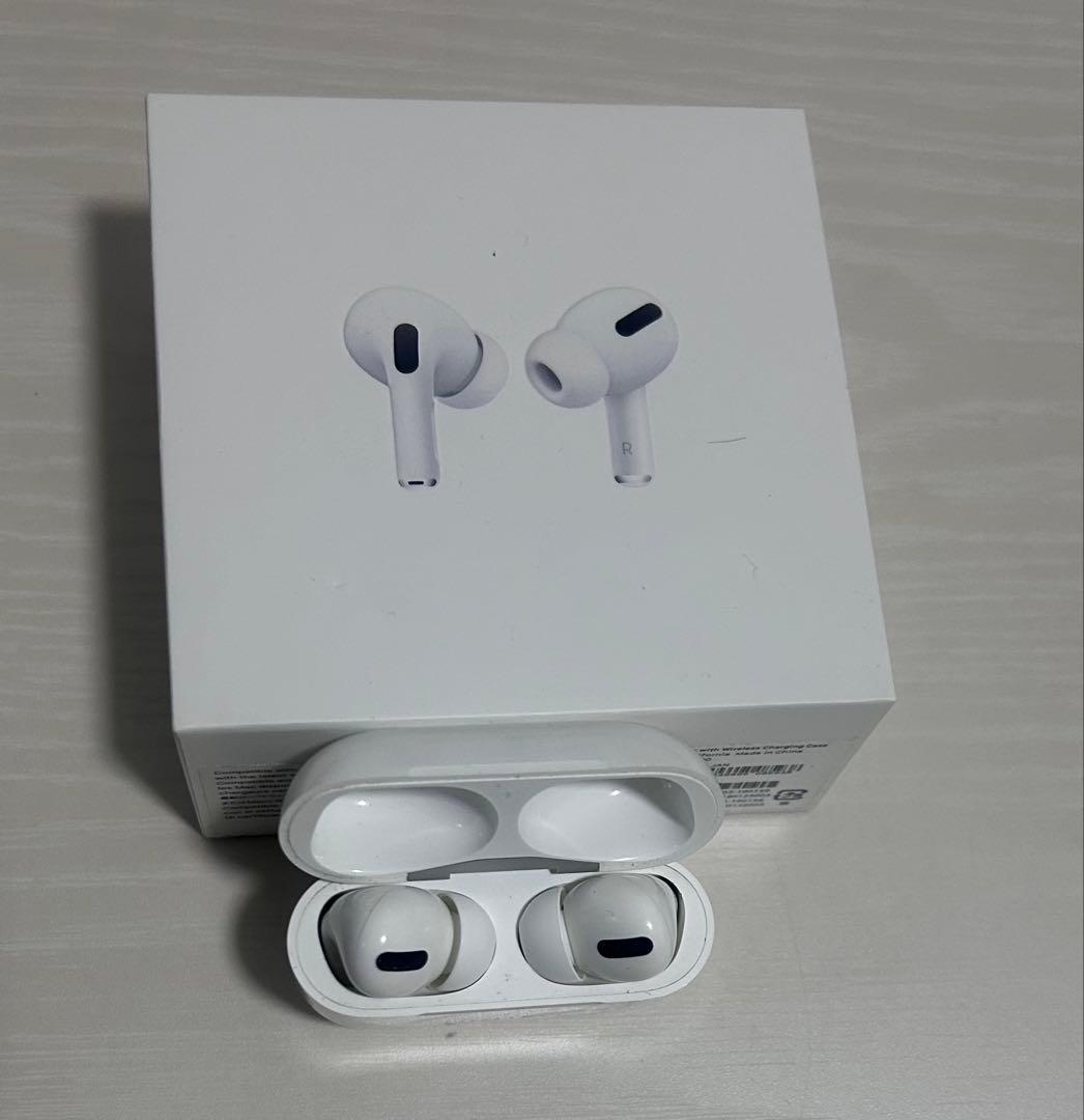 【AirPods Pro】第二世代　文字入り/箱付き