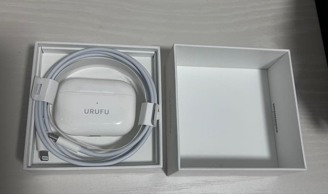 【AirPods Pro】第二世代　文字入り/箱付き