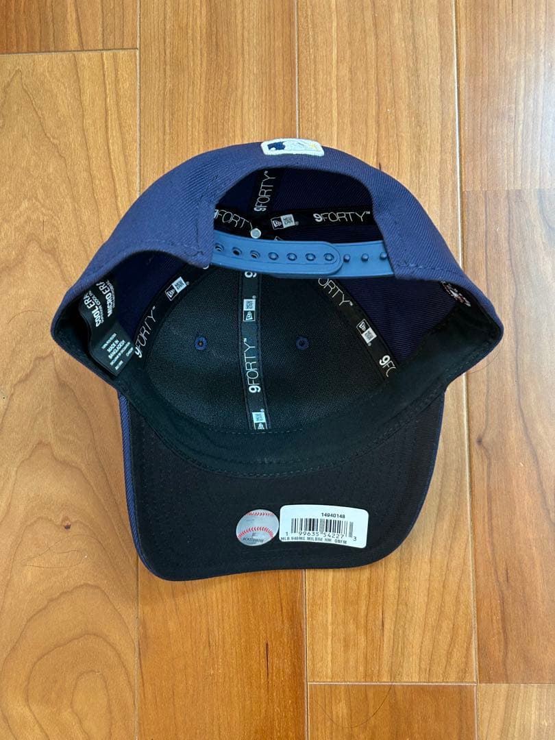 新品 ブリュワーズ2025ポストシーズン9FORTY M-CROWN キャップ