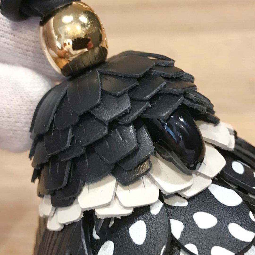 未使用　ロエベ　バードチャーム　クラッシックカーフ　現行品