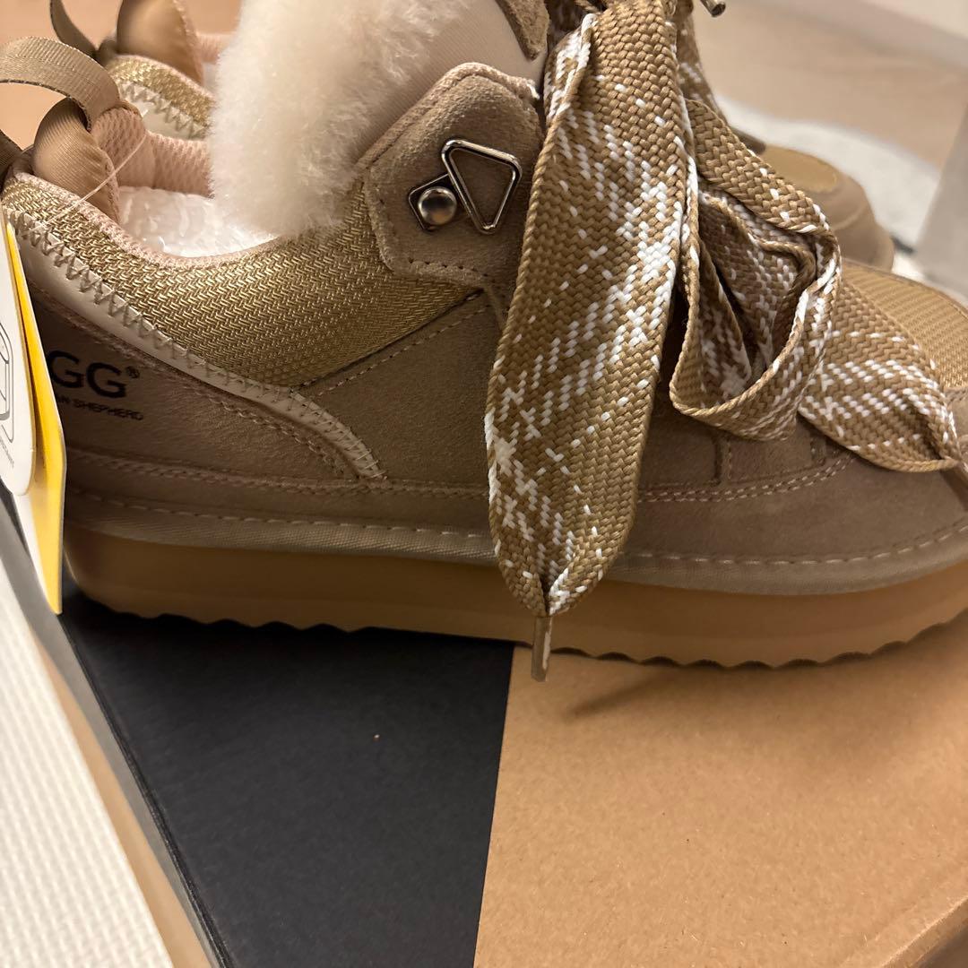 【UGG】厚底ボアスニーカー　24cm