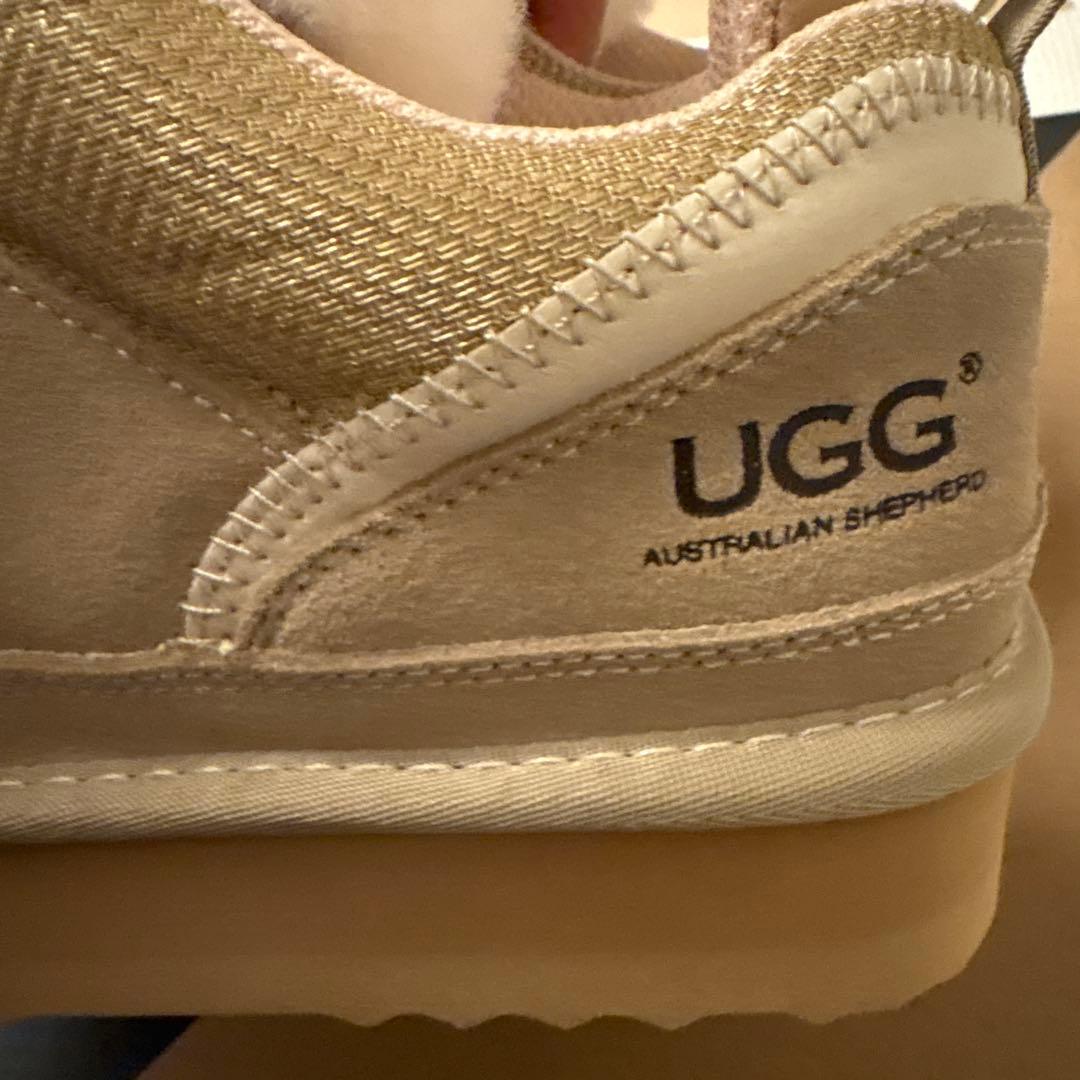 【UGG】厚底ボアスニーカー　24cm