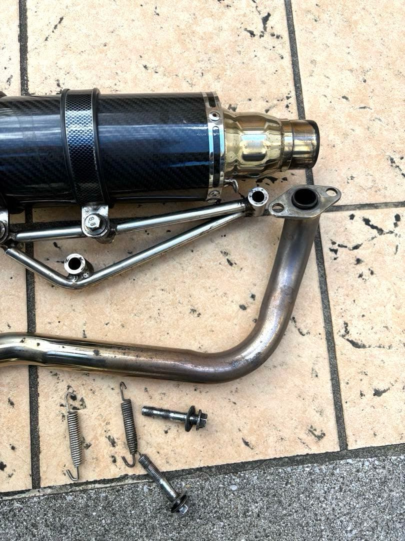 pcx125 JF28 前期　カーボン調マフラー