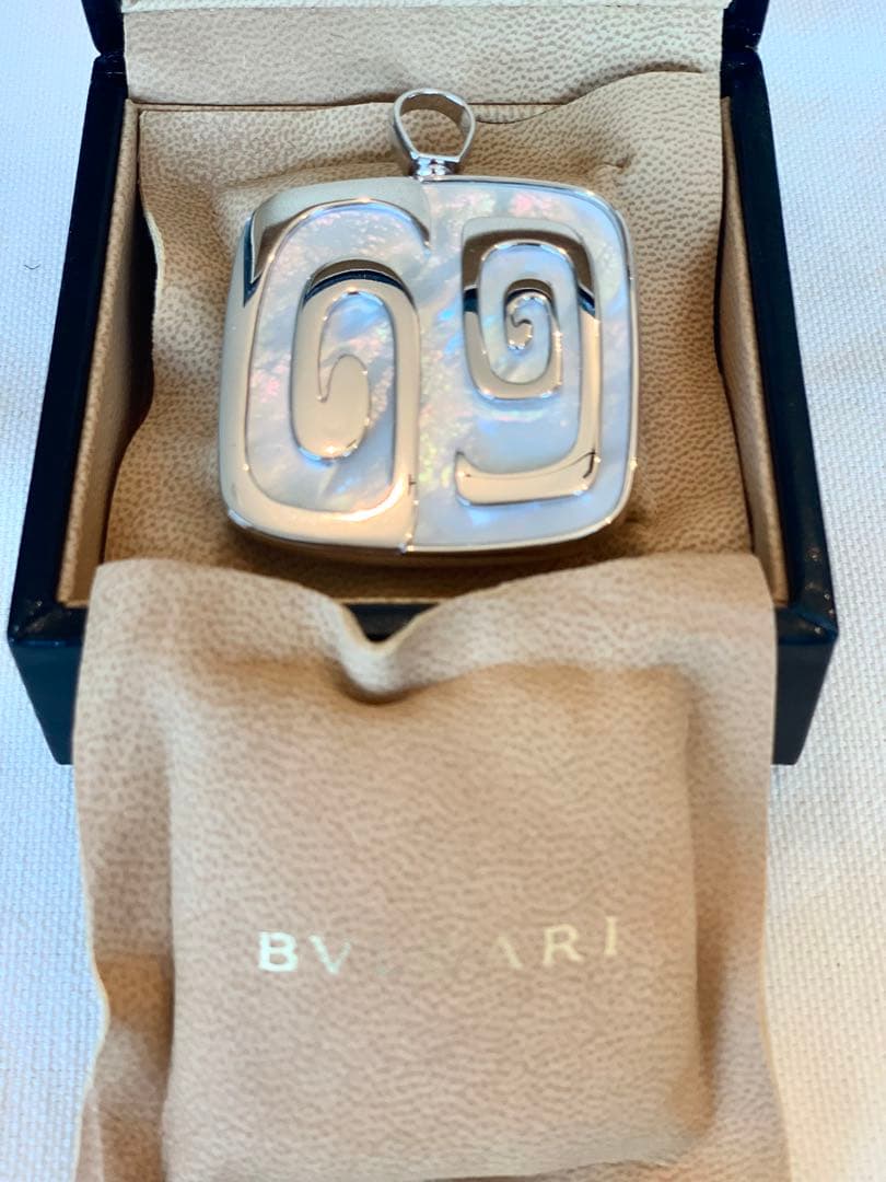 超貴重希少品ブルガリBVLGARI WG限定版ペンダントネックレスチョーカー付き