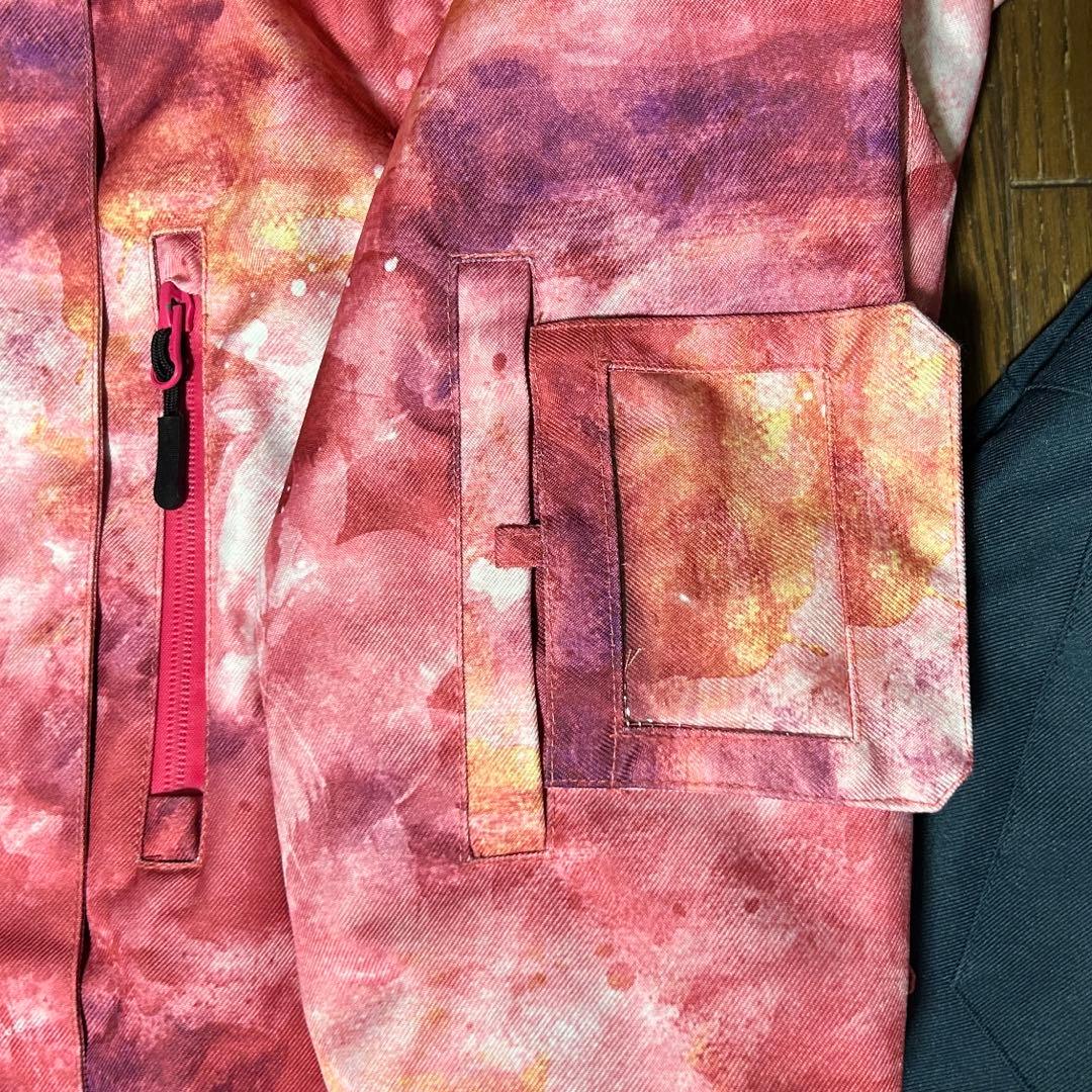 【美品】女性用スノーボードウェア（ピンク・ネイビー）