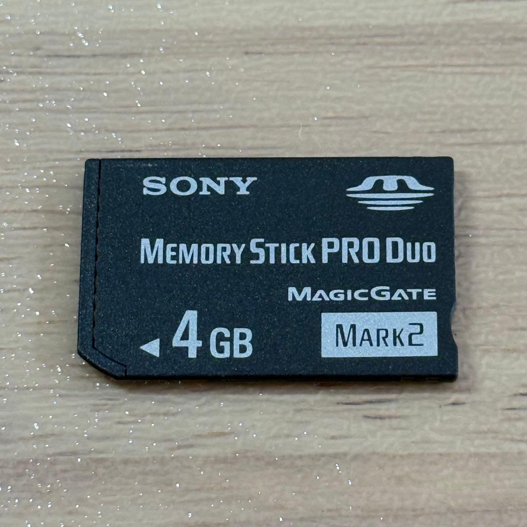 4-241 PSP-3000 ラディアント レッド