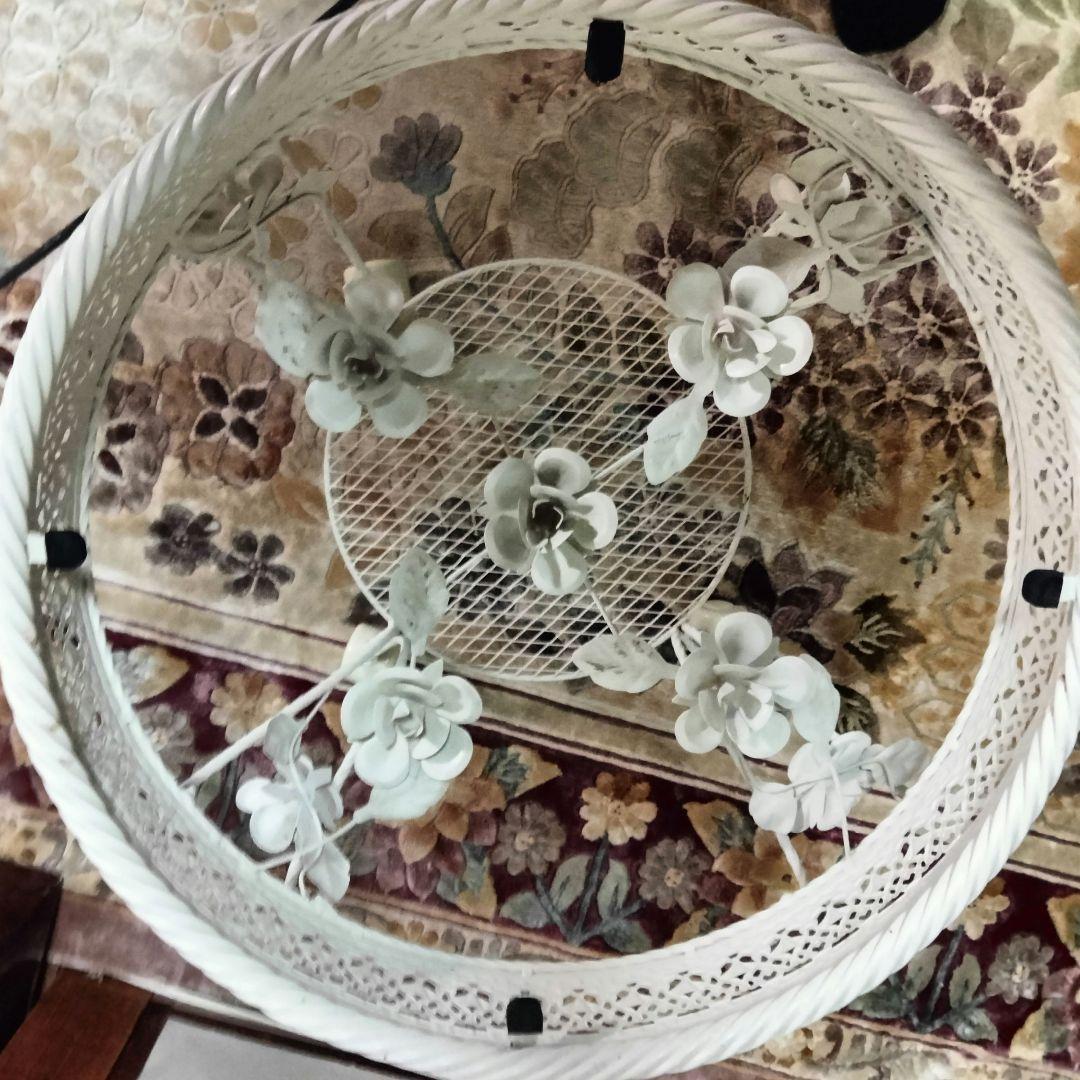 RENAISSANCE風 サイドテーブル ホワイトラウンド薔薇 コーヒーテーブル