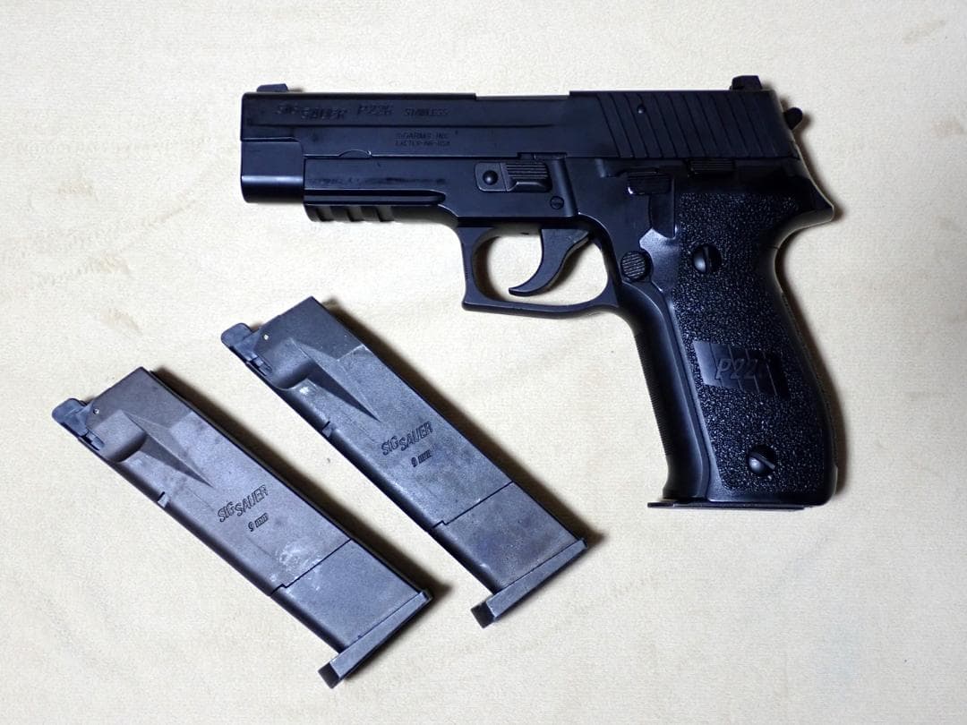 東京マルイ　SIG P226 RAIL　ガスガン　ホルスター他、6点セット　中古