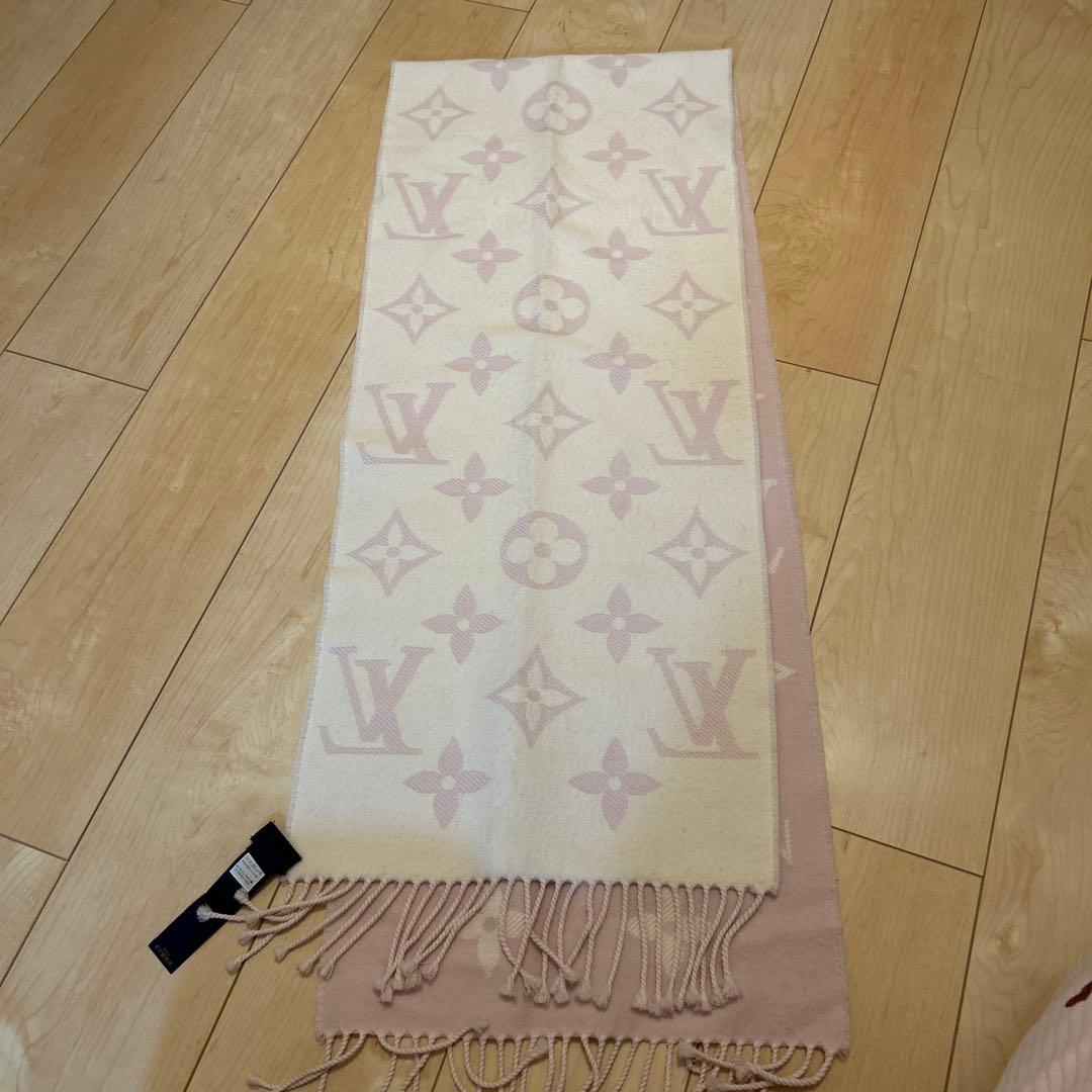 Louis Vuitton ピンク モノグラム マフラー