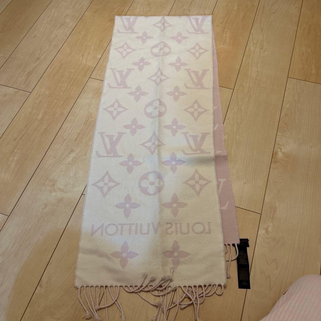 Louis Vuitton ピンク モノグラム マフラー