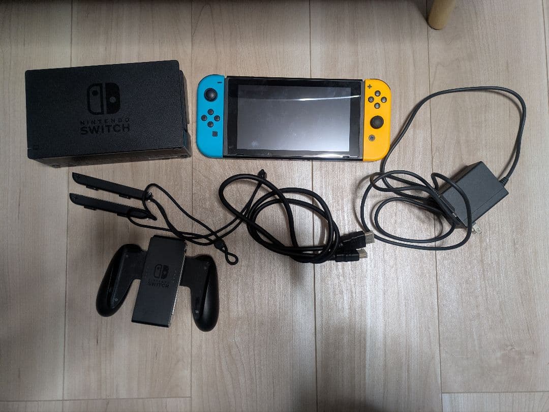 Nintendo Switch 青・黄 Joy-Con 本体