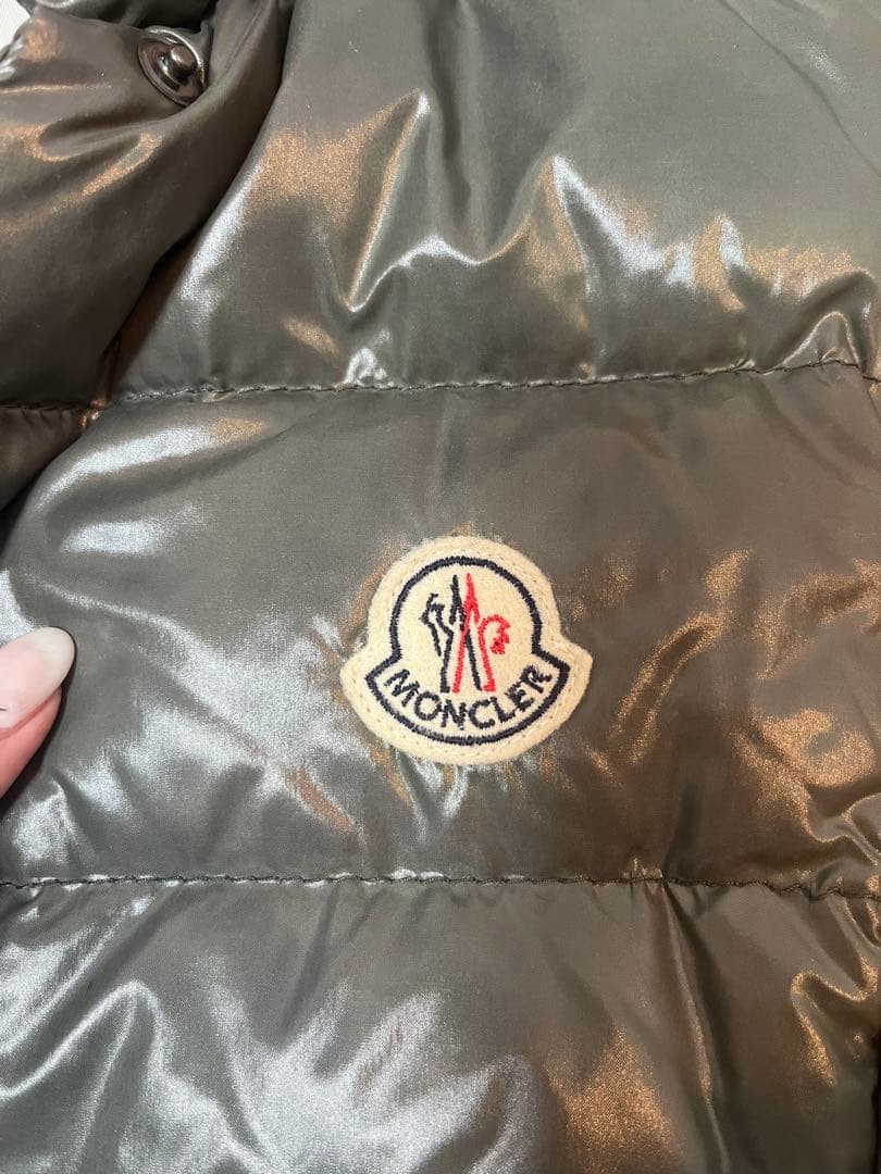 MONCLER カーキーダウンベスト