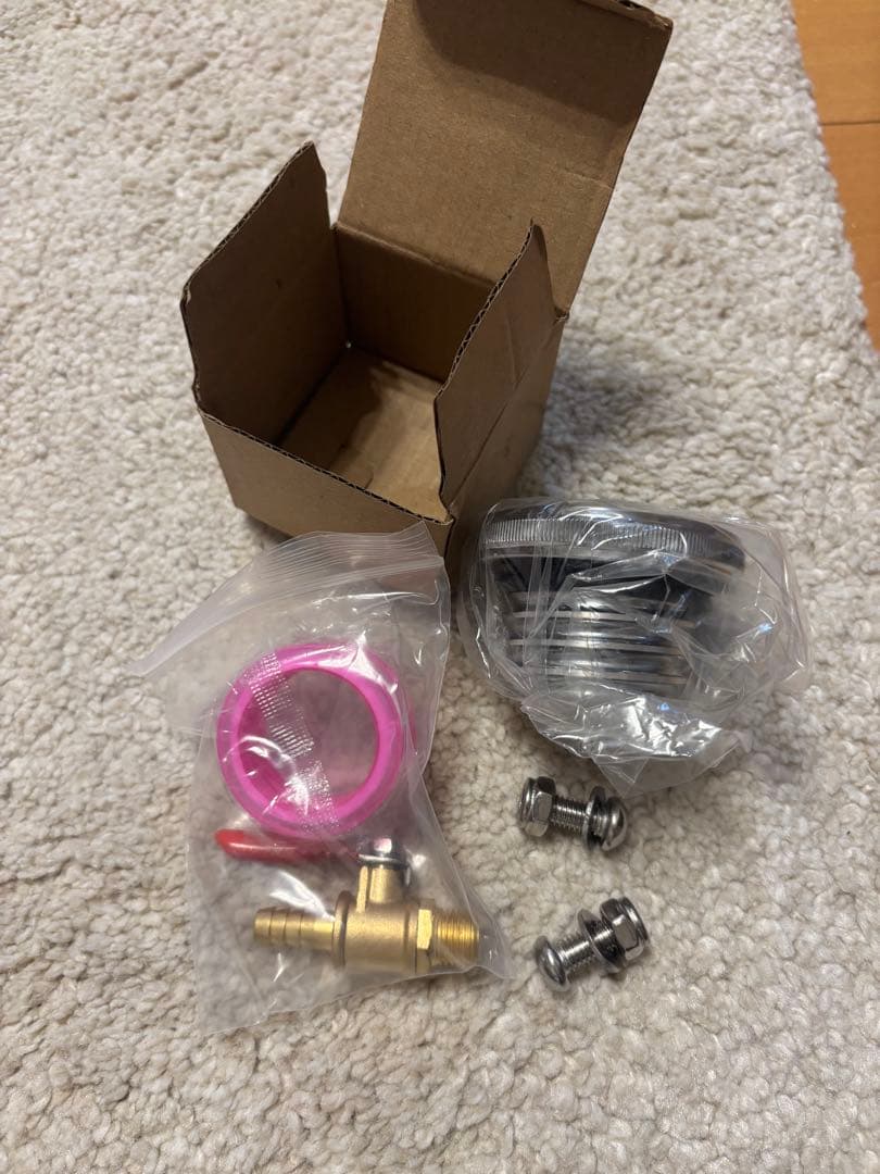 メタリックグレー 燃料タンク ボルト取り付け