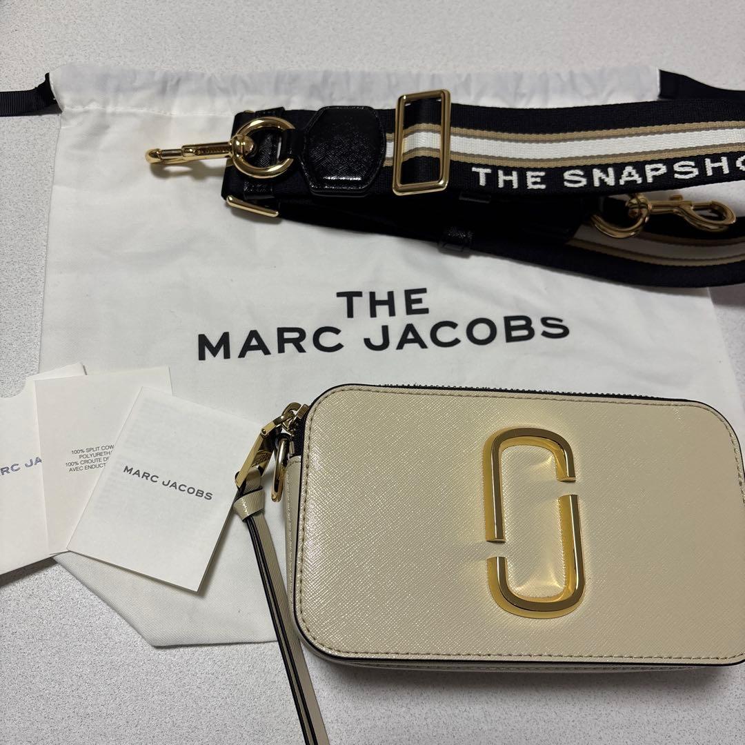 美品 マークジェイコブズ MARC JACOBS THE SNAPSHOT