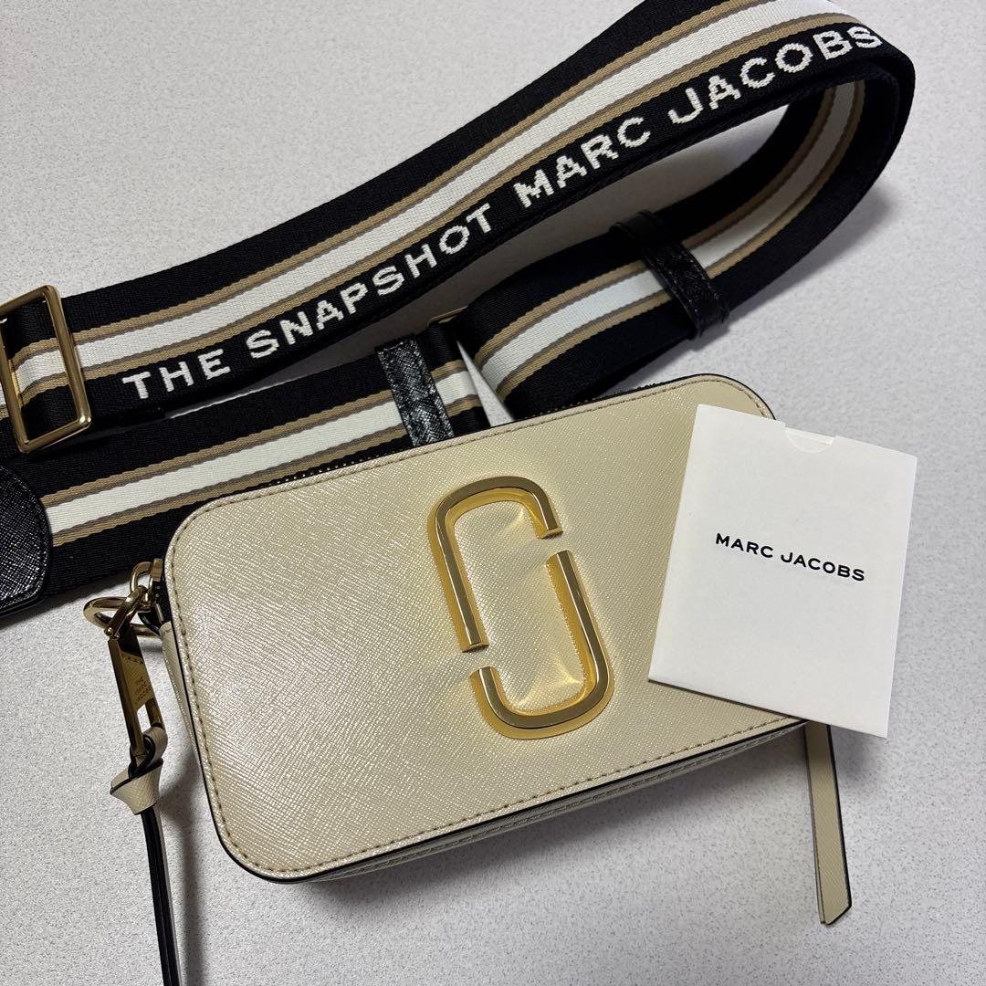 美品 マークジェイコブズ MARC JACOBS THE SNAPSHOT