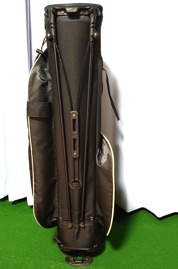 【美品】NIKE ゴルフバッグ　スタンドバッグ ブラック/イエロー