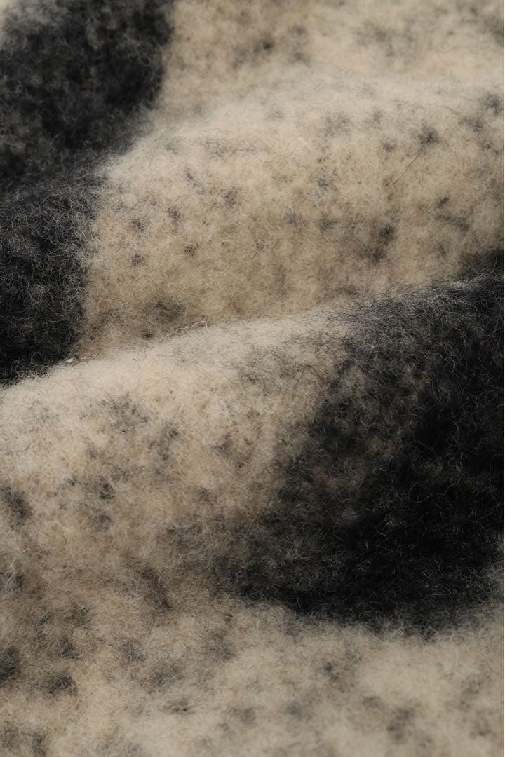 ⚠️大幅値下げ⚠️ CLANE CLANE LOGO MUFFLER