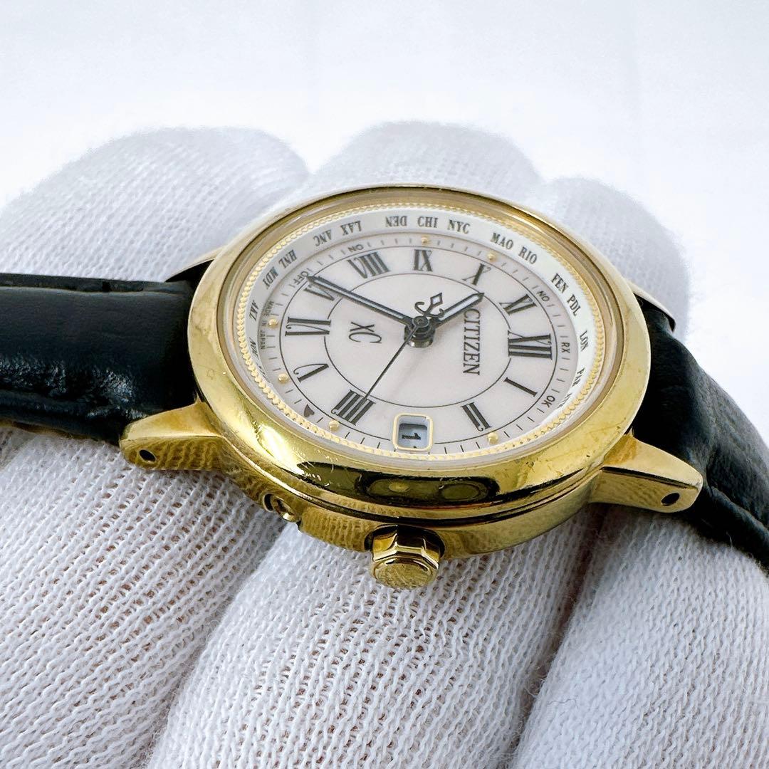 稼働　腕時計 シチズン クロスシー 電波ソーラー ローマン文字 付属品あり